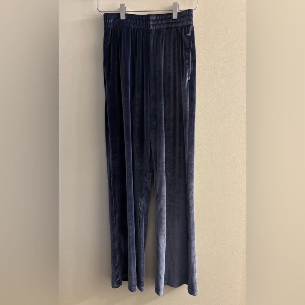 Pink Victoria’s Secret Wide Leg Velour Pants Size Small - Picture 2 of 5